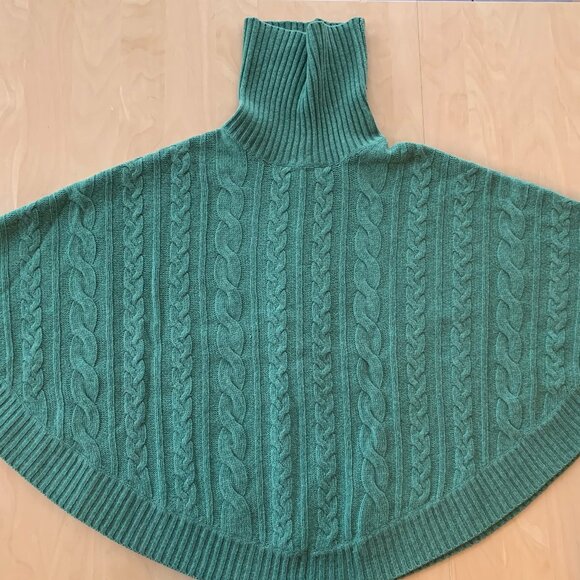 Esprit Wool Poncho - Picture 2 of 6